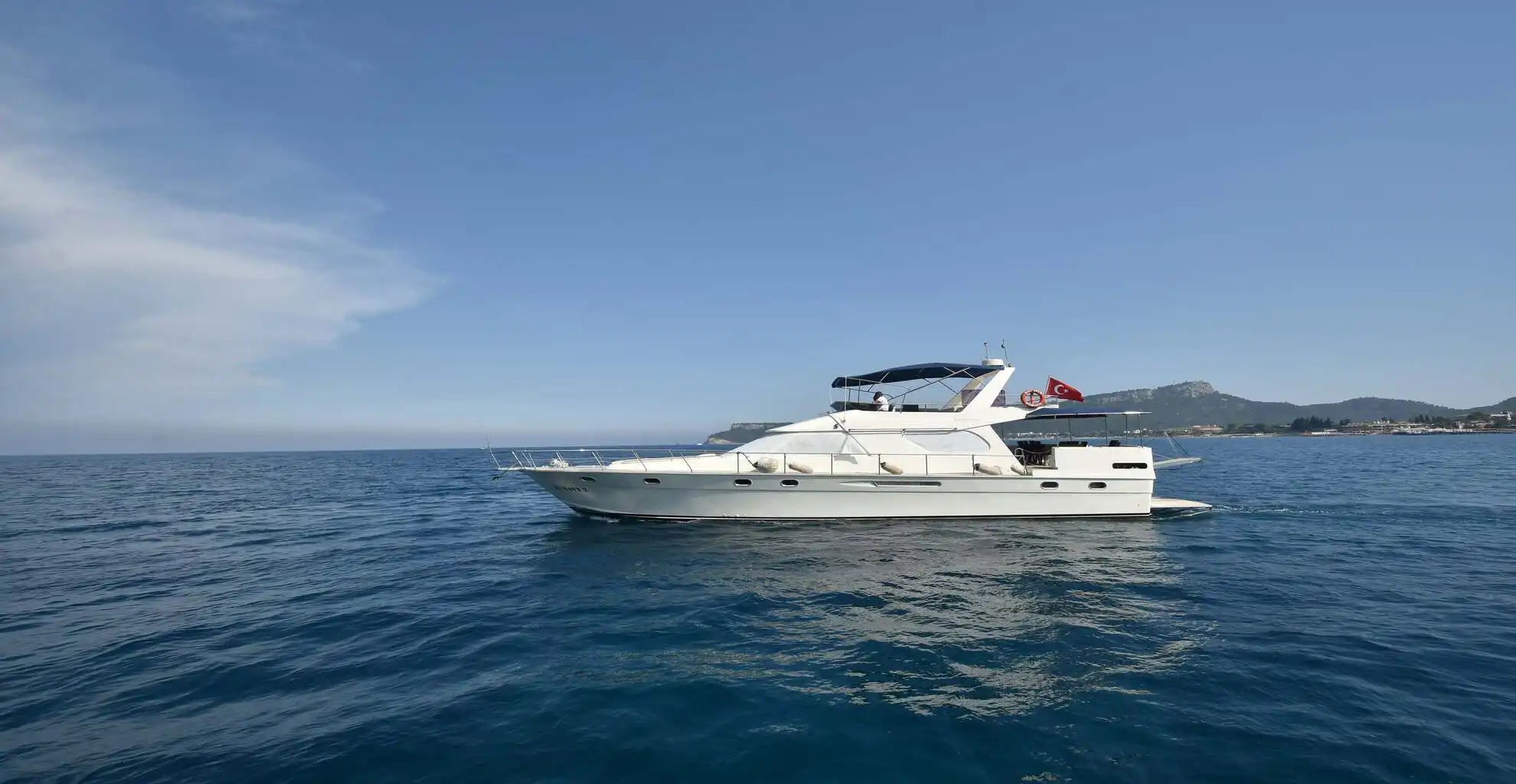 TU NAVY 2 YACHT